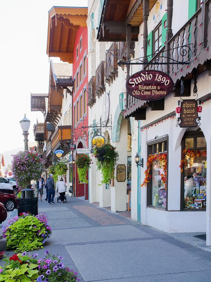 LOGE Leavenworth Riverside Buitenkant foto